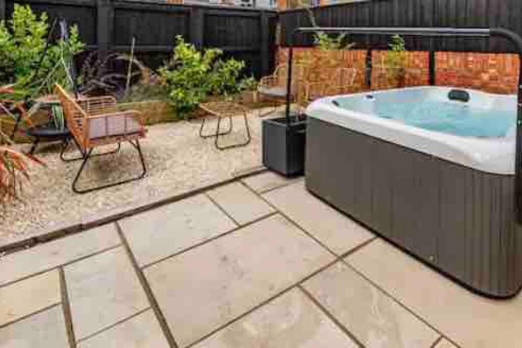 Boho House: Hot Tub *